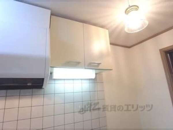 キッチン(上部収納)