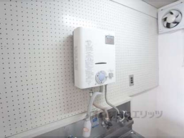 瞬間湯沸かし器