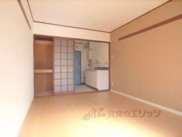洋室