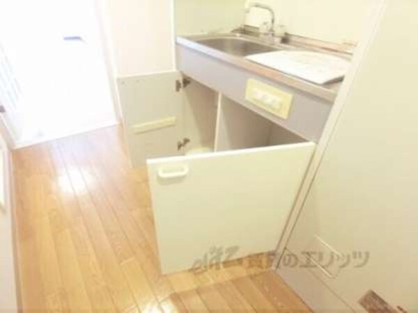 キッチン下部収納