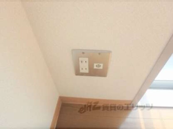テレビ線差込