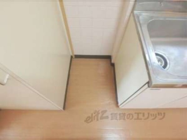 冷蔵庫置場