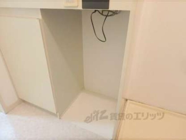 下部収納
