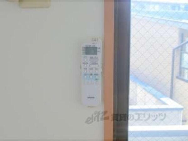 エアコンリモコン