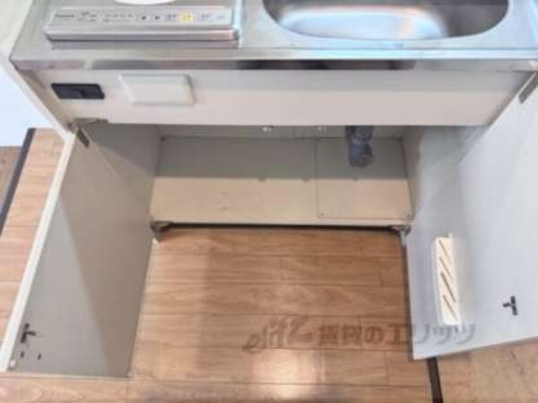 キッチン下