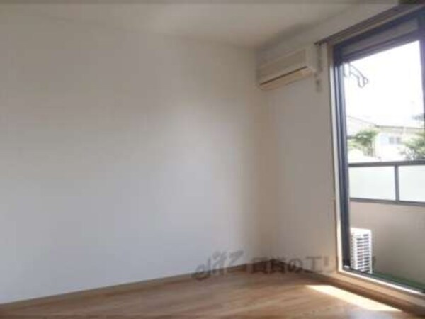 洋室(南向きのお部屋です（・∀・）)