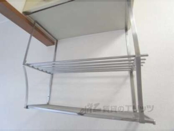 キッチン上部棚