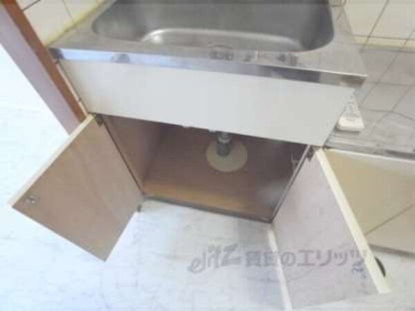 キッチン下部収納