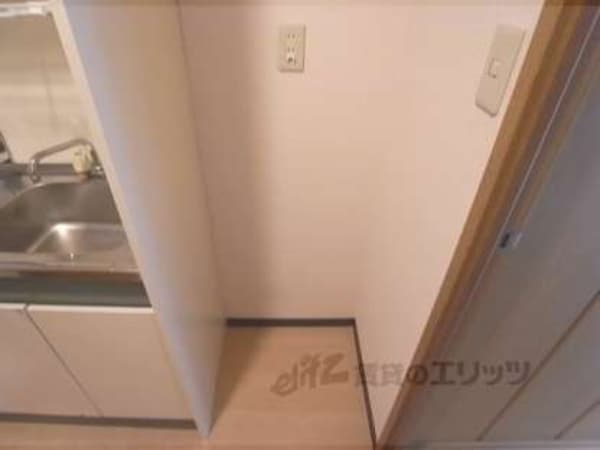 冷蔵庫置場