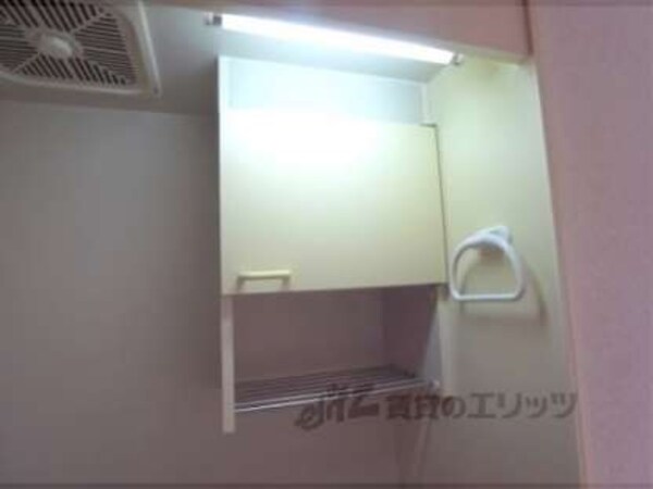 上部収納
