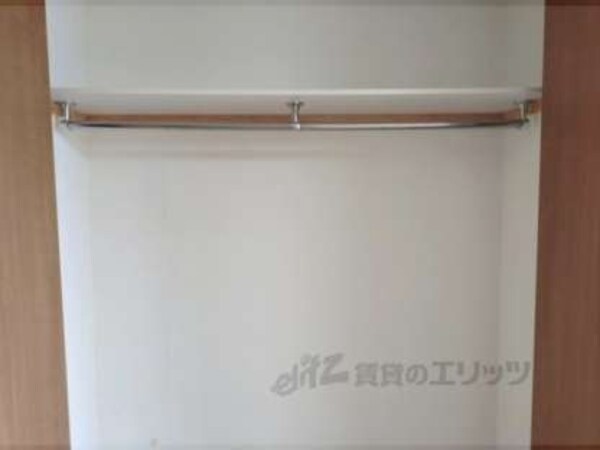 収納(大きな収納が付いています。)