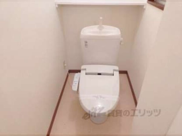 トイレ(ウォシュレット付きのトイレです。)