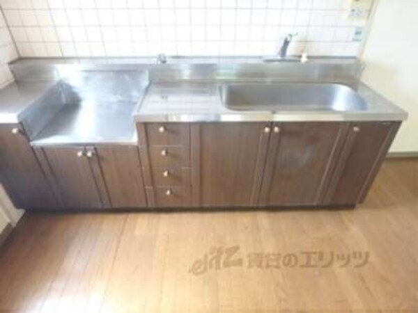 キッチン下部収納