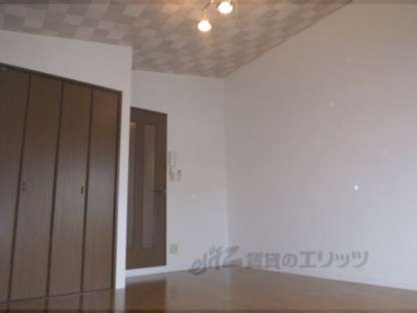 洋室(清潔感あるオシャレな洋室です。)