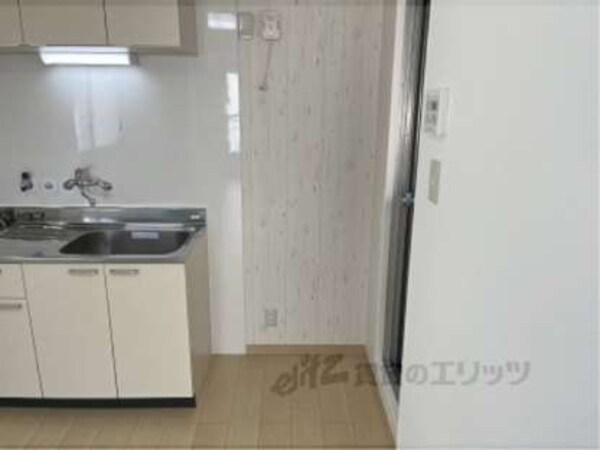 冷蔵庫置場