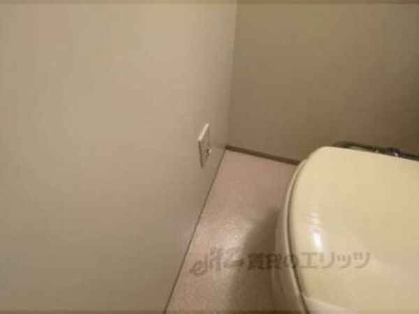 トイレ(トイレ内コンセント)