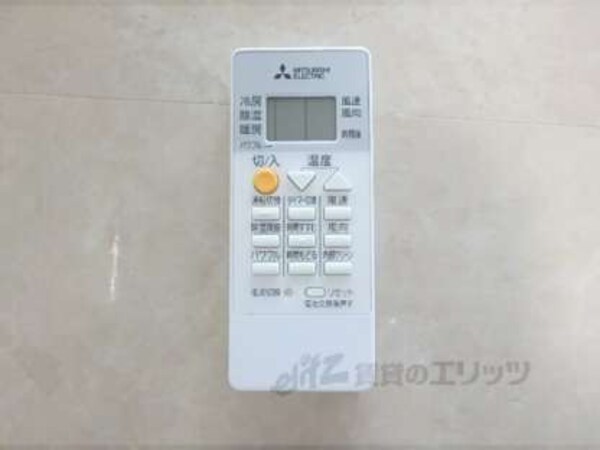 エアコンリモコン