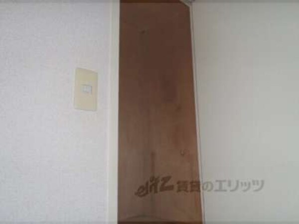 下駄箱(大きな下駄箱なので靴が多くても安心)