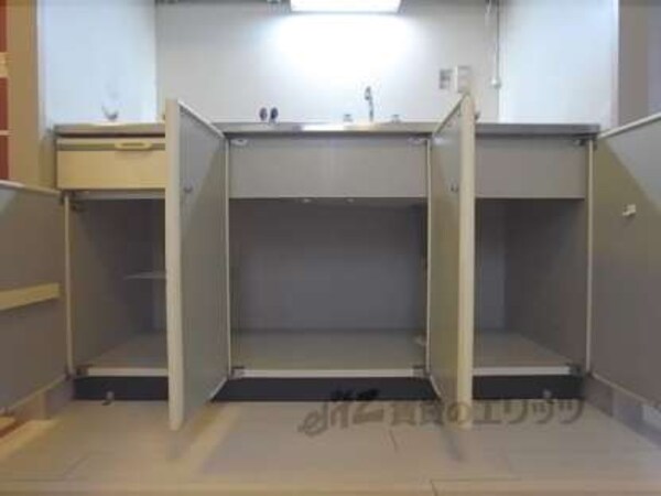 キッチン下収納