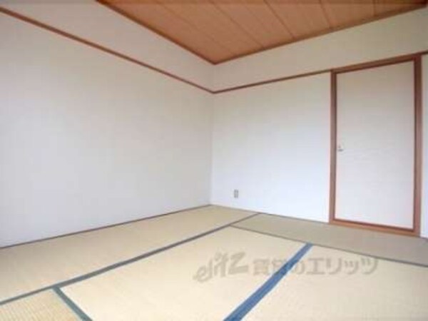 ベランダ側和室