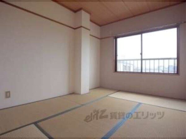 ダイニング側和室