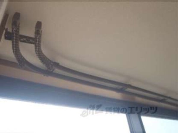 カーテンレール