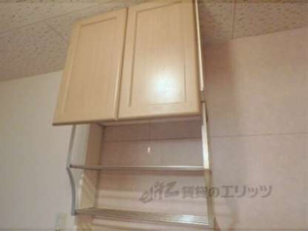 キッチン上部収納