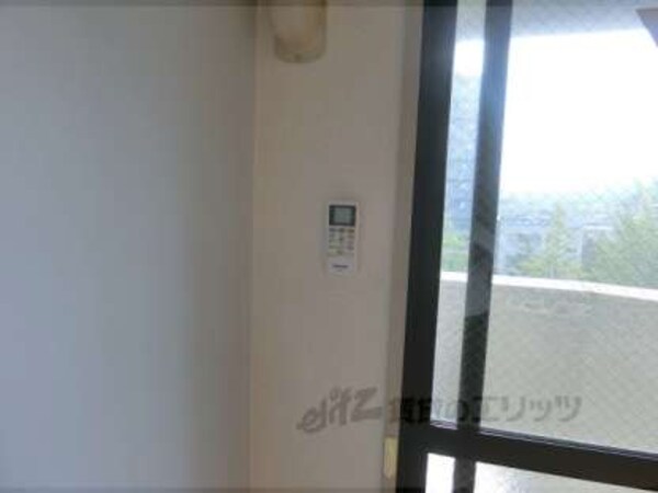 エアコンリモコン