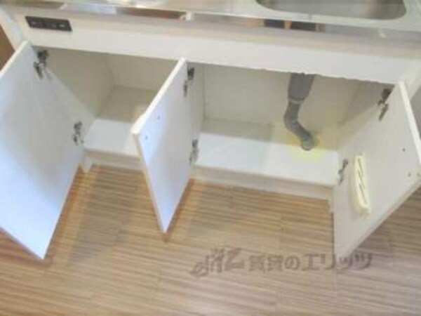 キッチン(下収納)