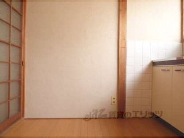 冷蔵庫置場