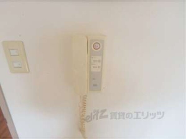 インターホン