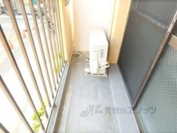 ベランダ(掃除中)