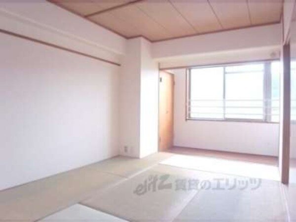 和室(６帖部分のお部屋)