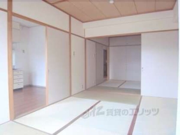 和室(６帖部分のお部屋)