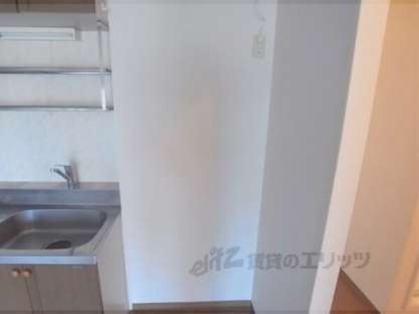 冷蔵庫置場