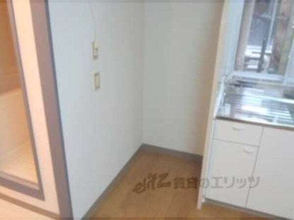 冷蔵庫置場