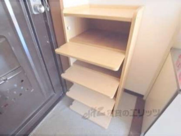 下駄箱(下駄箱もあります。)