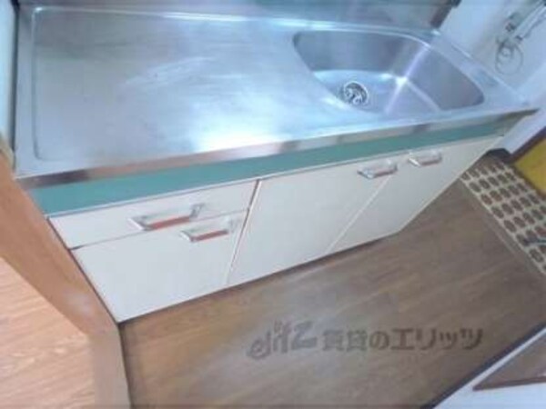下部収納