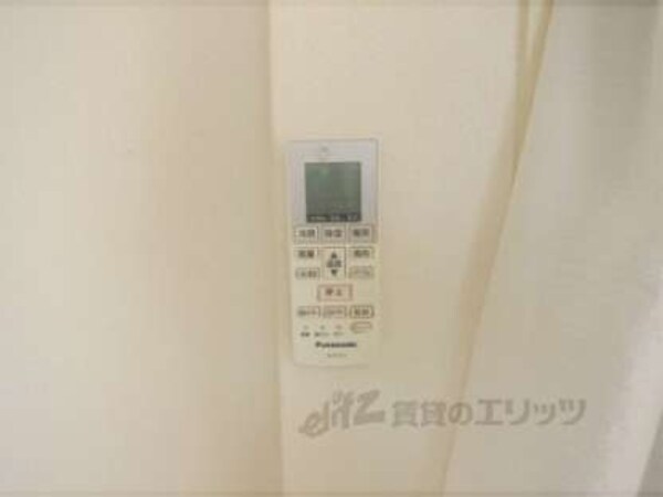エアコンリモコン