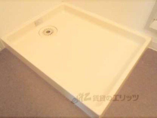 洗濯機置場(室内に洗濯機置けます)