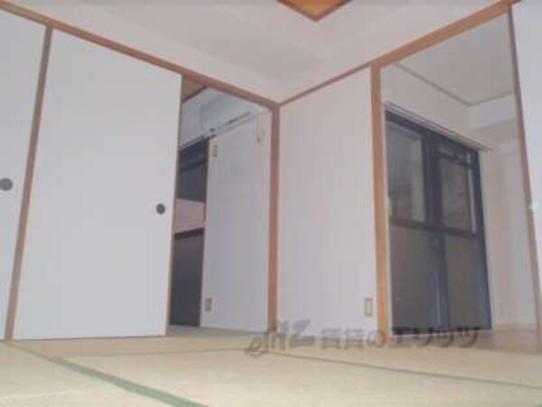 和室(あると嬉しいゴロゴロできる和室です。)