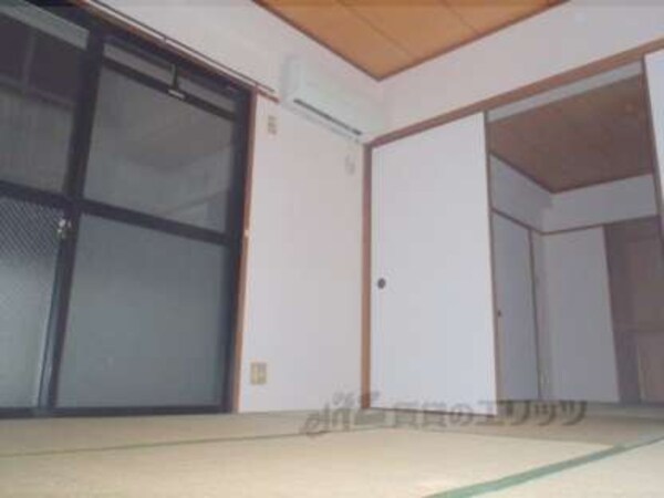 和室(あると嬉しいゴロゴロできる和室です。)