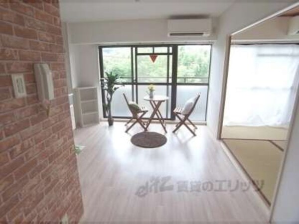 居室(ダイニングキッチンです)