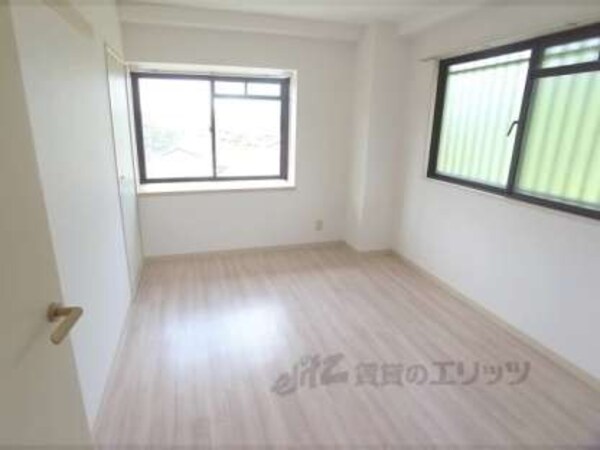 洋室(玄関横の洋室です)