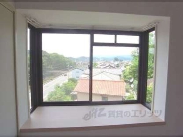 出窓(洋室にあります)