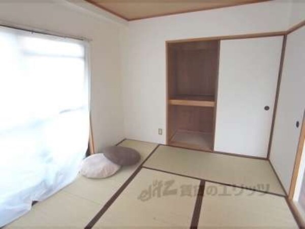 和室(6帖の和室です)