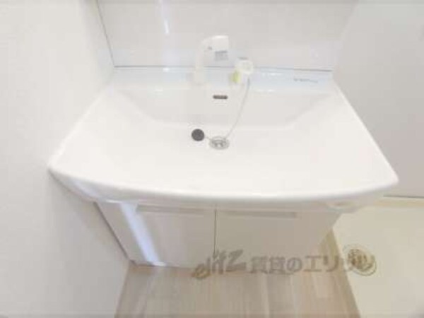 洗面所(洗面台ピカピカです)