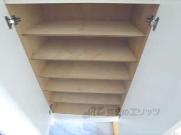 下駄箱(靴たくさん収納できます)