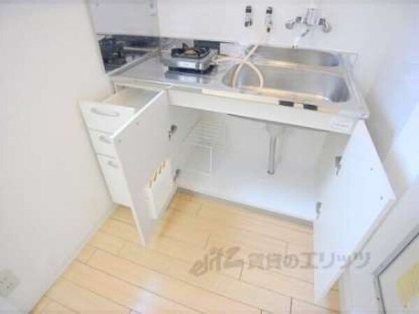 キッチン下部収納