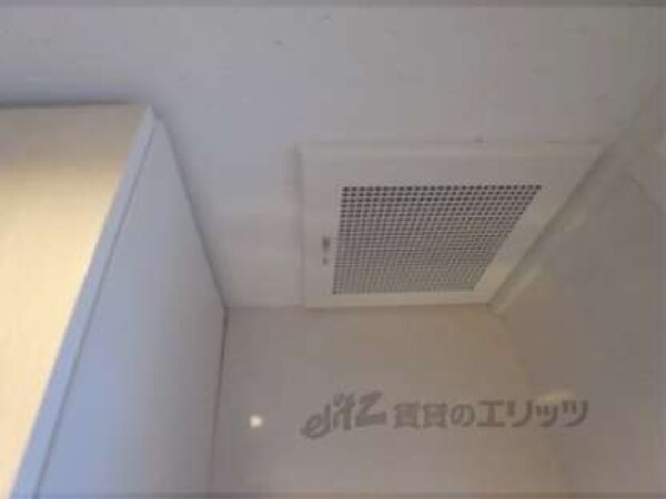 キッチン上換気扇